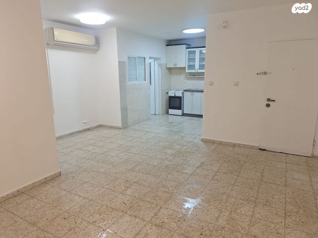 הנוער העובד 1