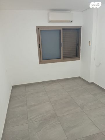 דירה, מנחם בגין 73, שאר העיר, חצור הגלילית