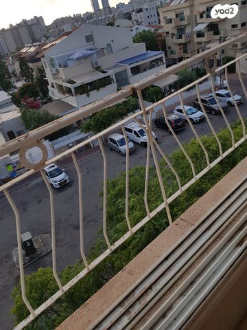 דירה, עין גדי 2, ג'סי כהן, חולון