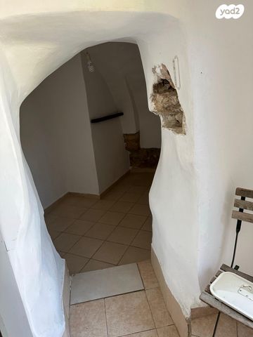 דירה, עין כרם 6, עין כרם, ירושלים