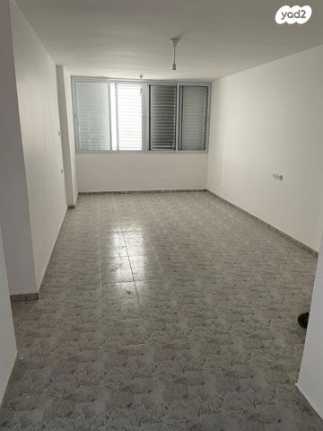 דירה, חיים משה שפירא 13, גבעת הזיתים, פסגת לוד, לוד