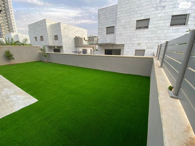 בית פרטי/ קוטג', הנרייטה סאלד 23, כרמי גת, קרית גת