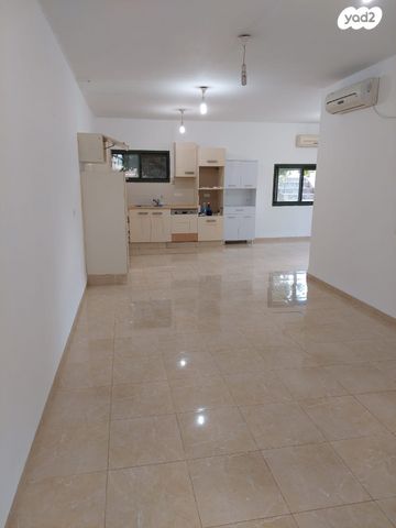 יחידת דיור, עמקה, עמקה, עמקה