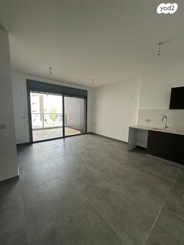 דירה, ש"י עגנון 1, שיכון רסקו, קרית אונו