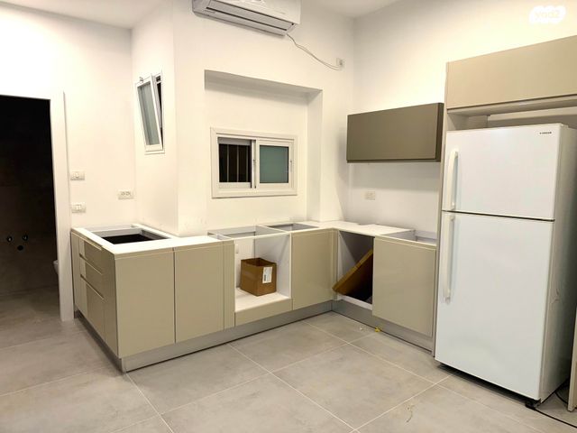 דירה, בר כוכבא 57, הצפון הישן - דרום, תל אביב יפו