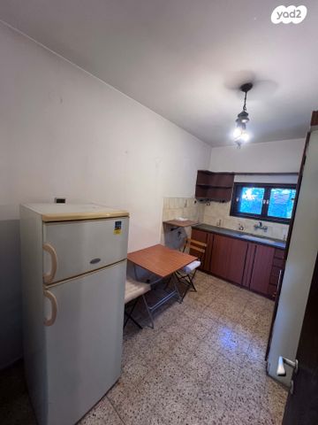 דירה, א.ד. גורדון 3, הרצליה הצעירה, הרצליה