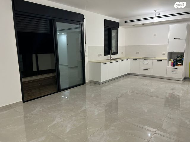 דירה, יהושוע אזולאי 10, נווה שרון / שער העיר, נתיבות