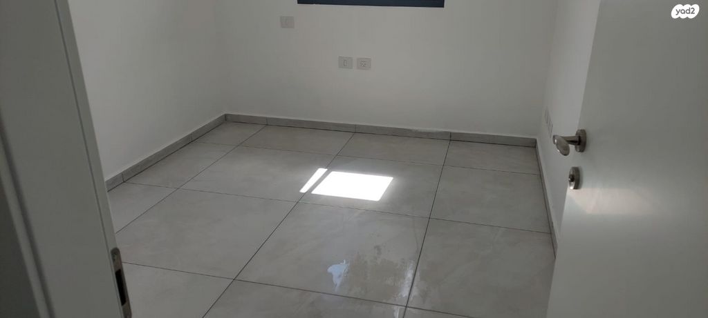 דירה, אריאל שרון 2, נווה שרון / שער העיר, נתיבות