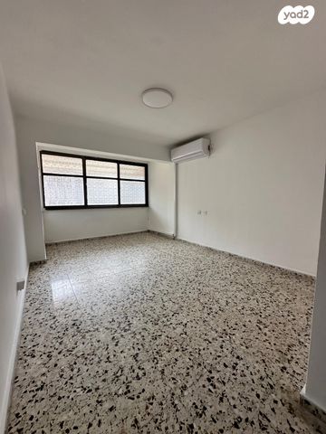 דירה, הדקל 97, שכונה 2, תל מונד