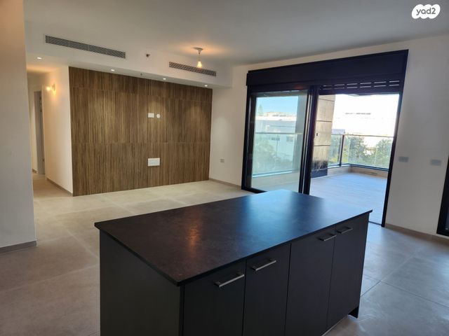 דירה, מבצע משה 44, נווה ים, ראשון לציון