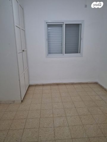 בית פרטי/ קוטג', יצחק שדה 33, רסקו, נהריה