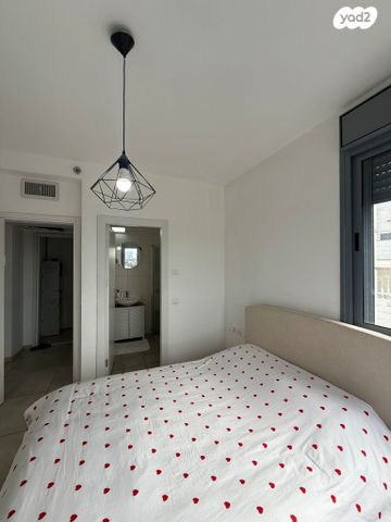 דירה, יגאל אלון 1, המרכז האזרחי, רמלה