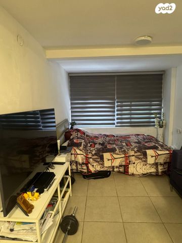 סטודיו/ לופט, הנמל 53, שער פלמר, תחנת רכבת השמונה, חיפה