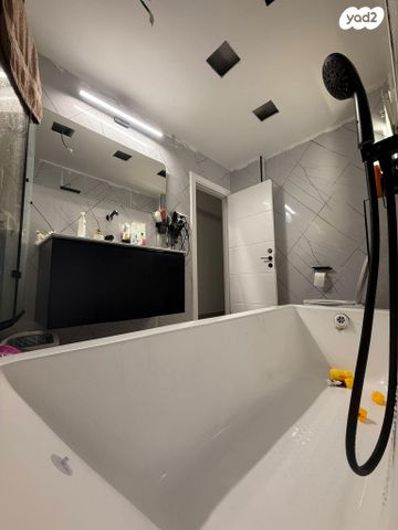 דירה, שדרות דוד בן גוריון 11, הסיטי, אשקלון