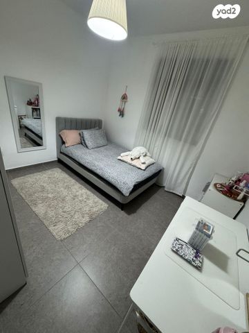 דירה, אריאל שרון 1, נווה שרון / שער העיר, נתיבות