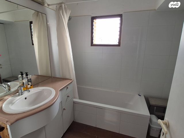 דירה, השחר 13, רמתיים, הוד השרון