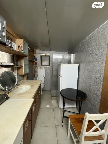 יחידת דיור, יציאת אירופה 7, מרכז מזרחי, נס ציונה