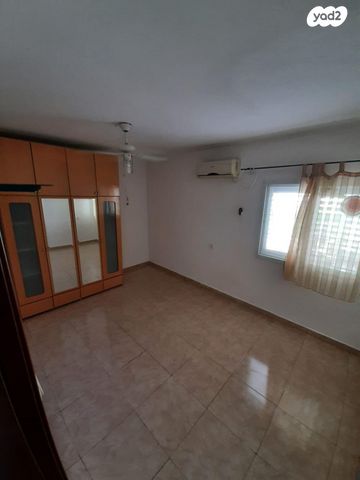 דירת גן, חזני 2, שכונה י"א, באר שבע