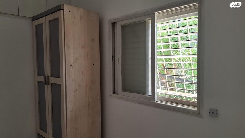 דירה, הראב"ע 10, נווה רם, שיכון מזרחי, רמת גן