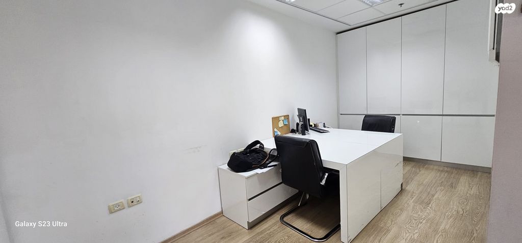 משרדים, דרך זאב ז'בוטינסקי 7, בורסה, רמת גן