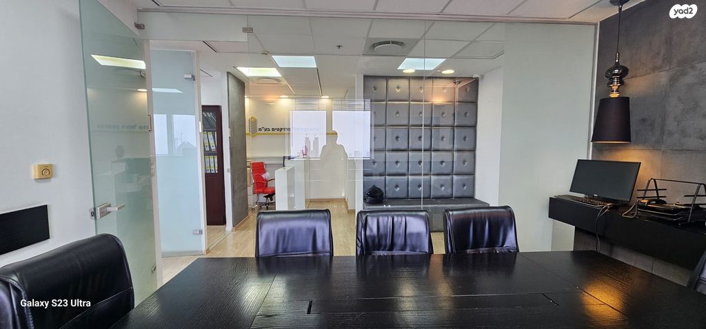 משרדים, דרך זאב ז'בוטינסקי 7, בורסה, רמת גן