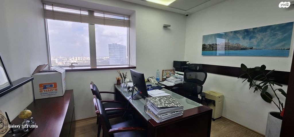 משרדים, דרך זאב ז'בוטינסקי 7, בורסה, רמת גן