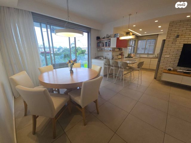 דירה, שלומציון, נגבה, רמת גן