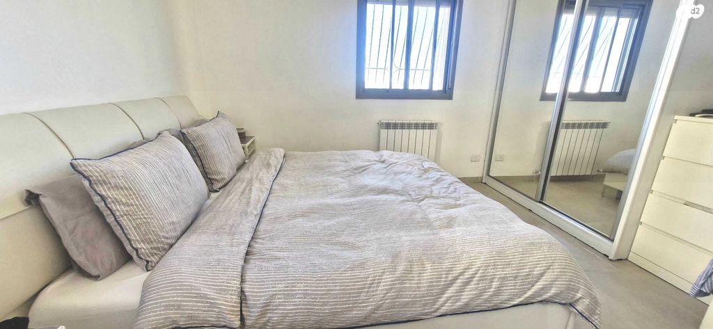 דירה, פרופ' יום טוב עסיס 1, פסגת זאב, ירושלים