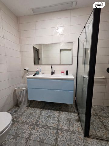 דופלקס, הראשונים, ראשונים, כפר סבא