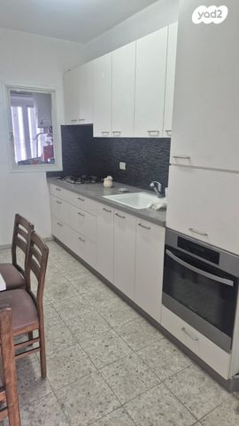 דירה, שמעון בן צבי, שטח 9, גבעתיים