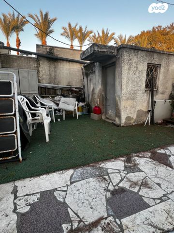 דו משפחתי, אביגדור עשת, קרית חיים מערבית, חיפה