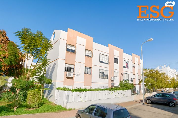 דירה, נחום הנביא, רובע י', אשדוד