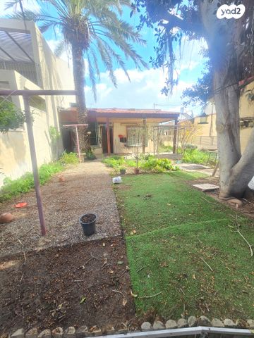 דו משפחתי, יוסף בוסל, קרית חיים מערבית, חיפה