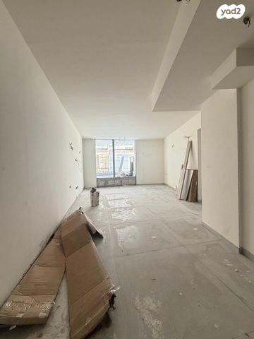 דירה, המרי, שינקין, גבעתיים