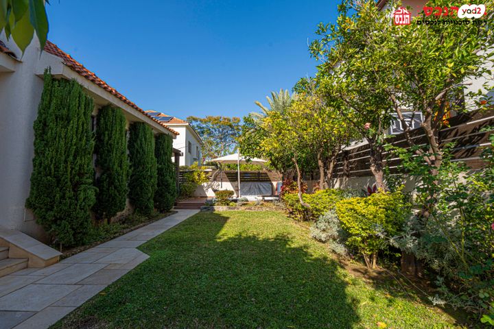 בית פרטי/ קוטג', מרכז הישוב, גני תקווה