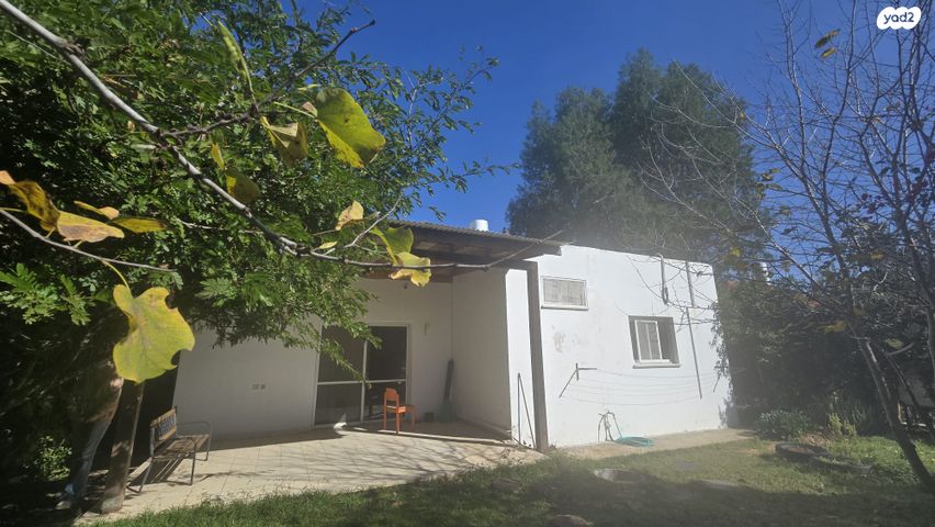 בית פרטי/ קוטג', סתריה