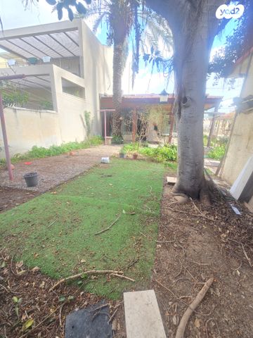 דו משפחתי, יוסף בוסל, קרית חיים מערבית, חיפה