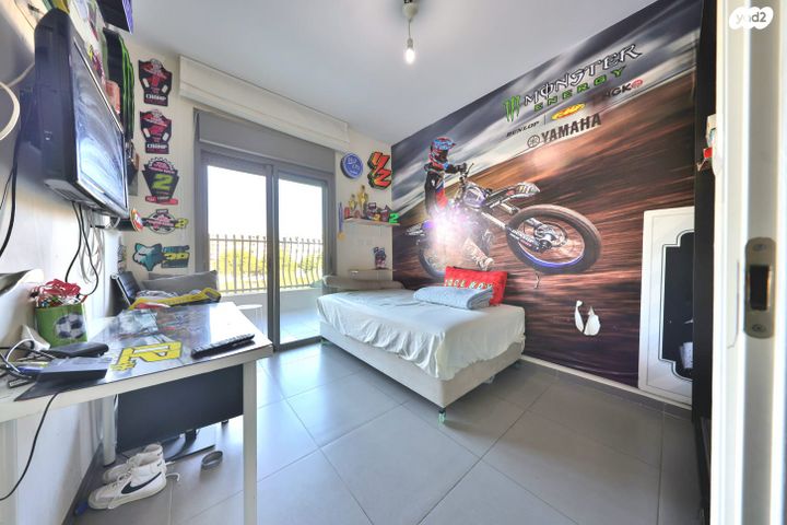 דירת גן, גבעת הרקפות, גבעת תל חי, קרית אתא