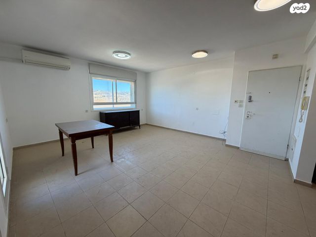 גג/ פנטהאוז, יהודה המכבי, גבעת הזית, אפרת