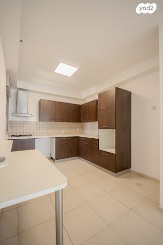 דירה, האיכרים, גני אזור, אזור