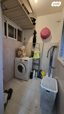 דירה, גיורא, קרית ביאליק