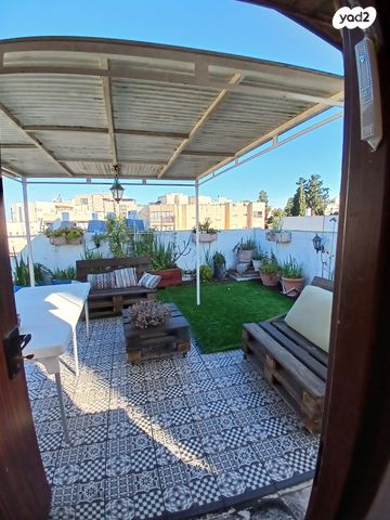 דירה, הלל, מרכז העיר, קרית אתא