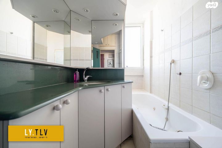 דירה, הרב הרצוג 20, בבלי, תל אביב יפו