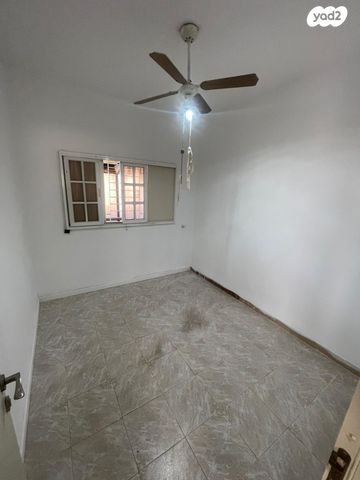 דירה, יצחק שדה 34, גבעת הרקפות, גבעת תל חי, קרית אתא