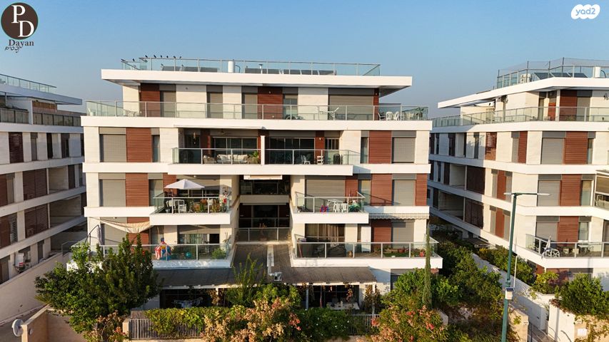 דירה, כפר יונה