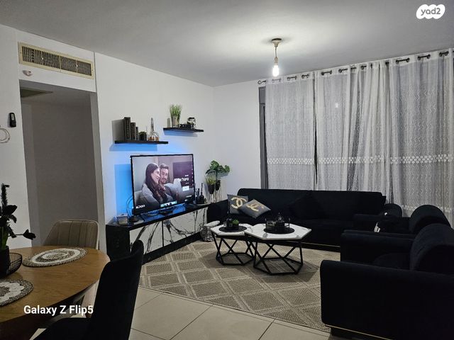 דירה, המגדל הלבן, שאר העיר, רמלה