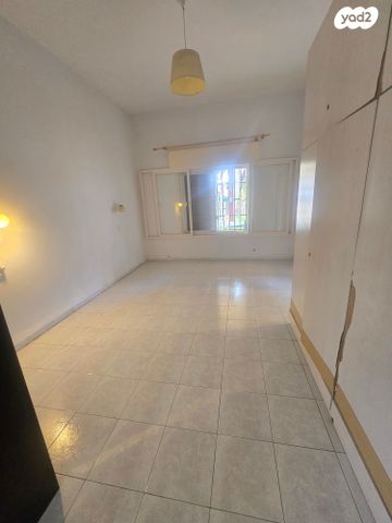 דו משפחתי, יוסף בוסל, קרית חיים מערבית, חיפה