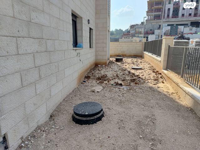 דירה, אהרונסון, נווה שמיר רמת בית שמש ה-1, בית שמש