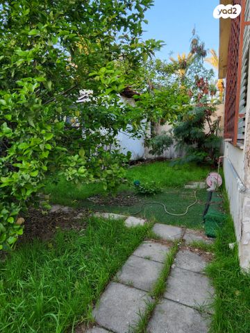 דו משפחתי, אביגדור עשת, קרית חיים מערבית, חיפה