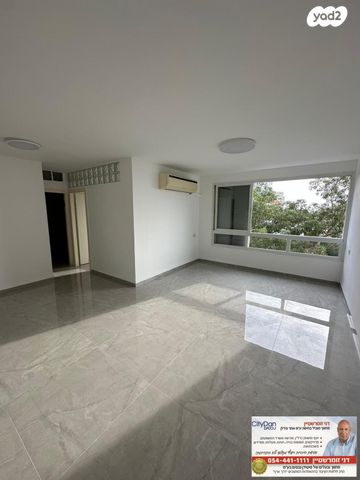 דירה, אדמונד פלג, רמת שאול, חיפה